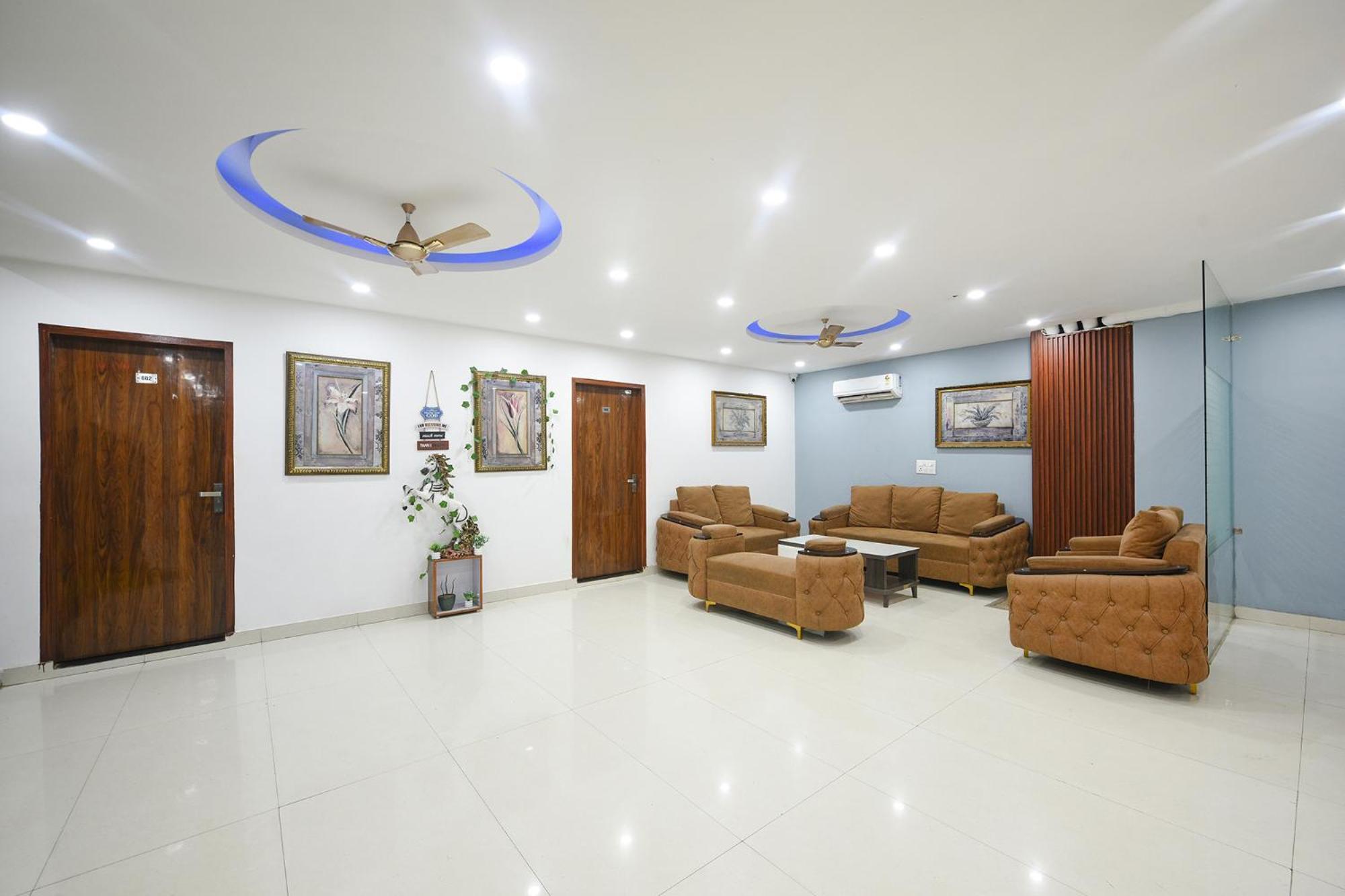 Fabhotel Wonderland Studio Rooms غورغاون المظهر الخارجي الصورة