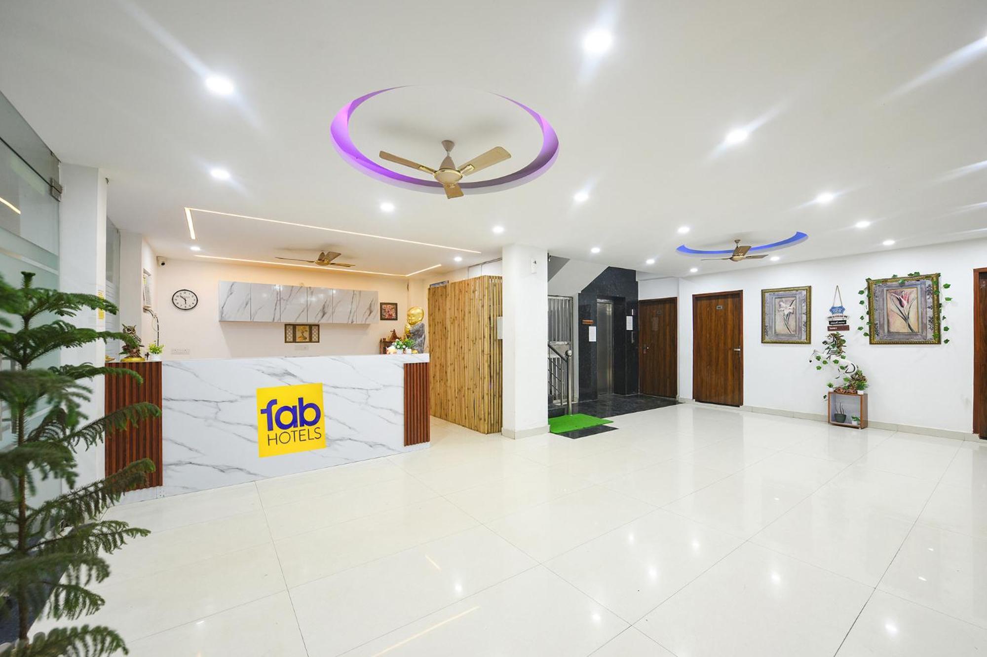 Fabhotel Wonderland Studio Rooms غورغاون المظهر الخارجي الصورة
